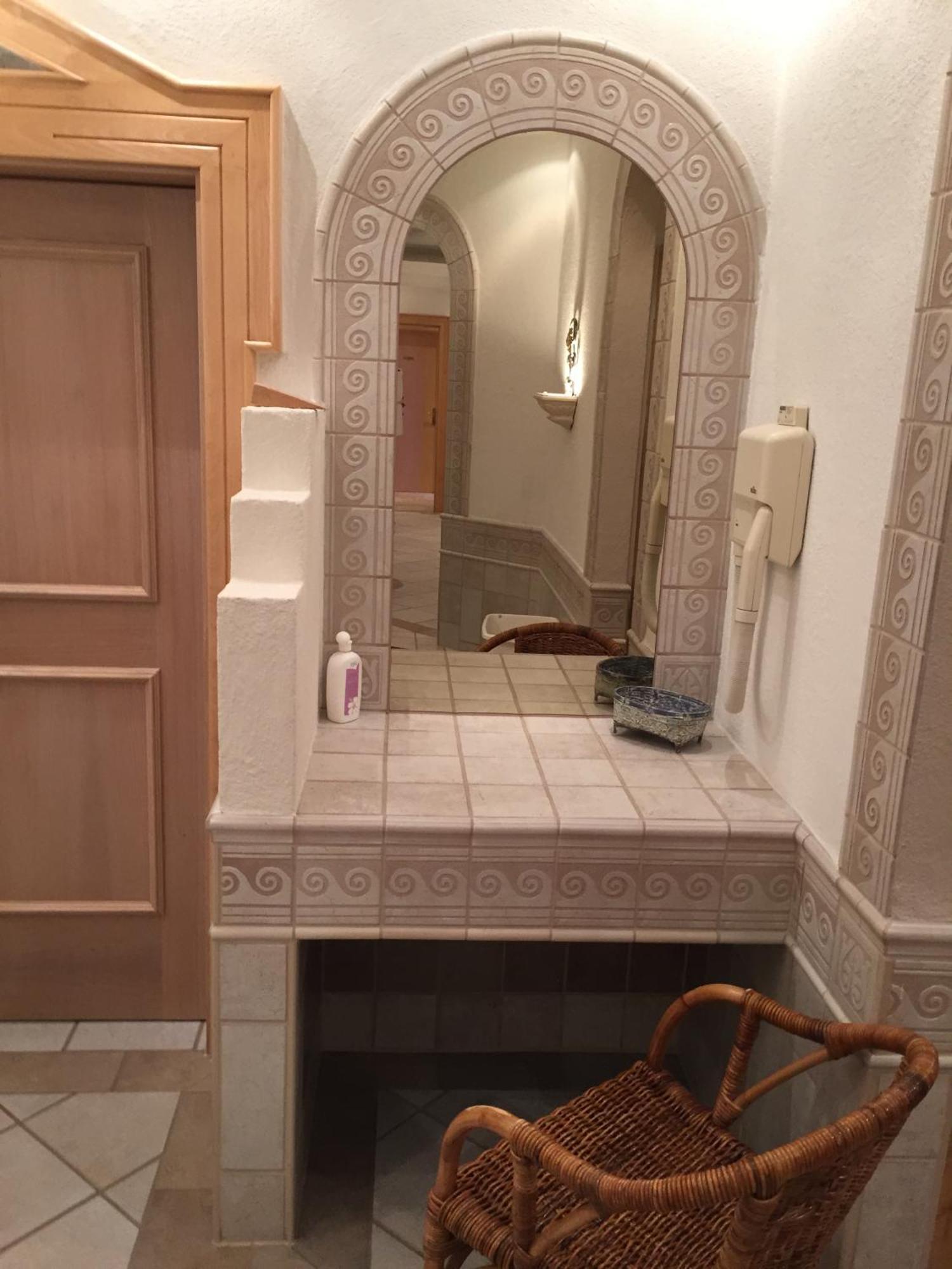 סן אנטון Hotel Angelika מראה חיצוני תמונה