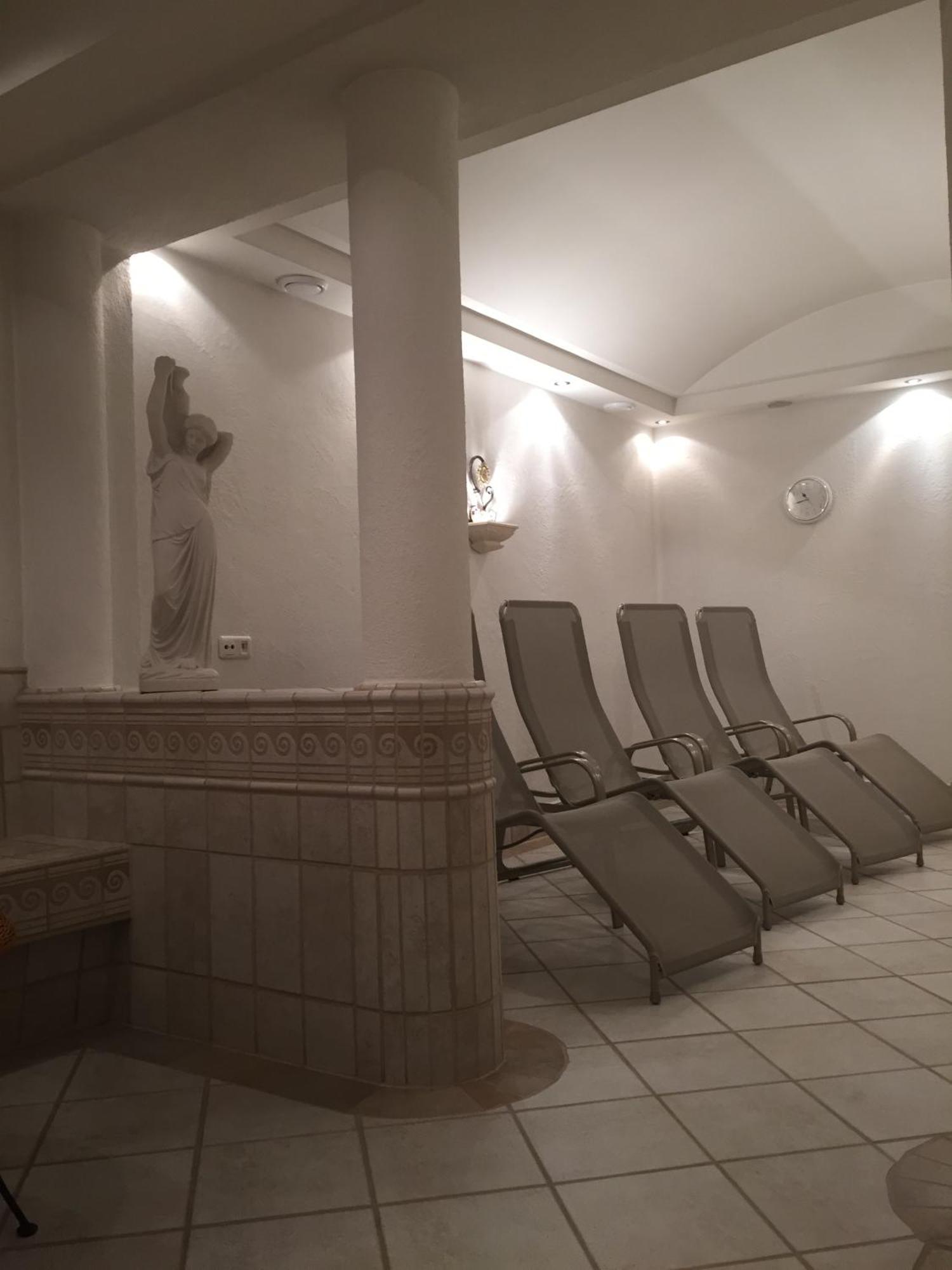 סן אנטון Hotel Angelika מראה חיצוני תמונה